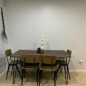 Villa Artistic Luxury Downtown/train To Nyc/airport